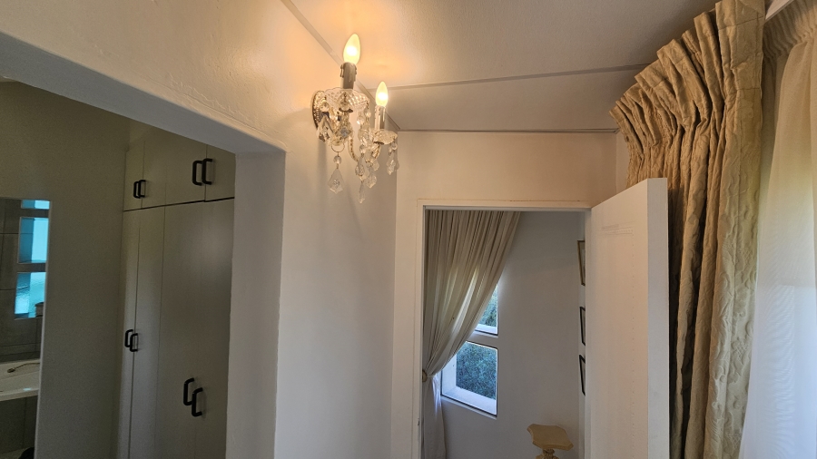 3 Bedroom Property for Sale in Wavecrest Eastern Cape